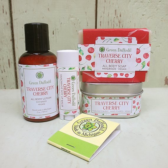 Green Dafffodil Gift Sets