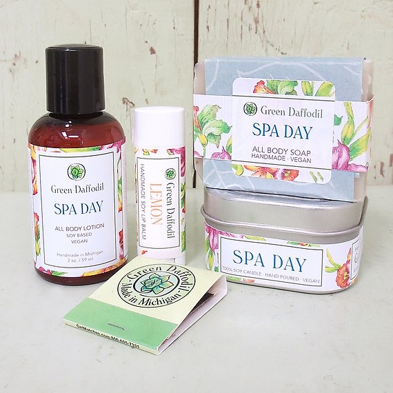 Green Dafffodil Gift Sets